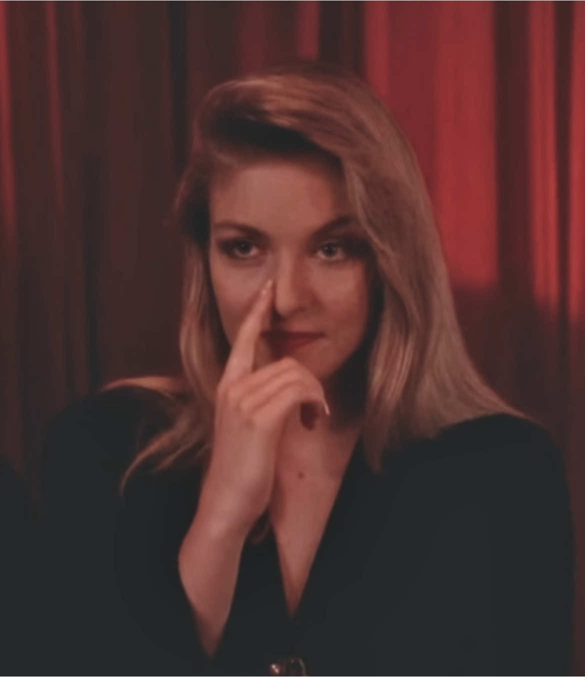 Twin Peaks is the most beautiful amazing thing ever created #twinpeaks #davidlynch #twinpeaksedit #twinpeaksfirewalkwithme #laurapalmer #agentcooper #fyp #forypupage 