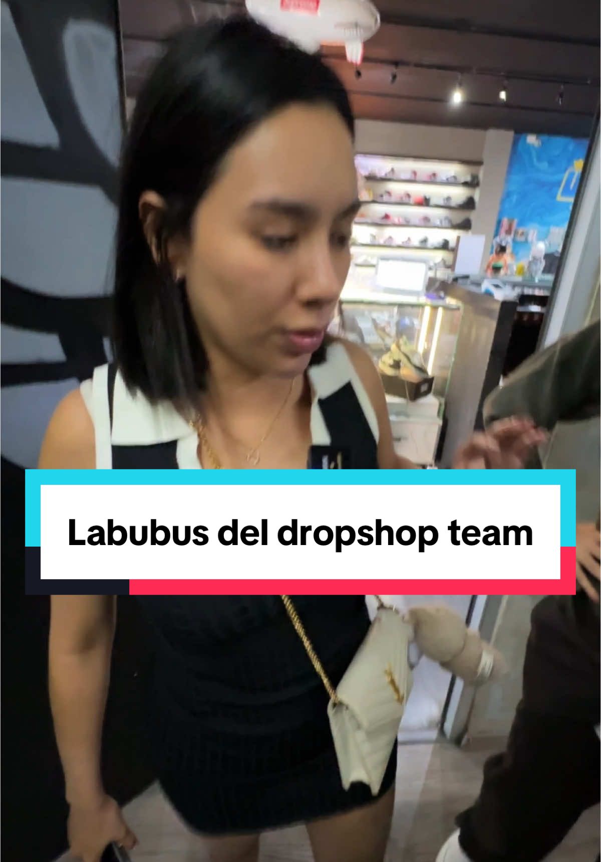 Labubus del dropshop team 😎😮‍💨 #dropshop #sneakers #paratii #foryour #fyp #samantha 