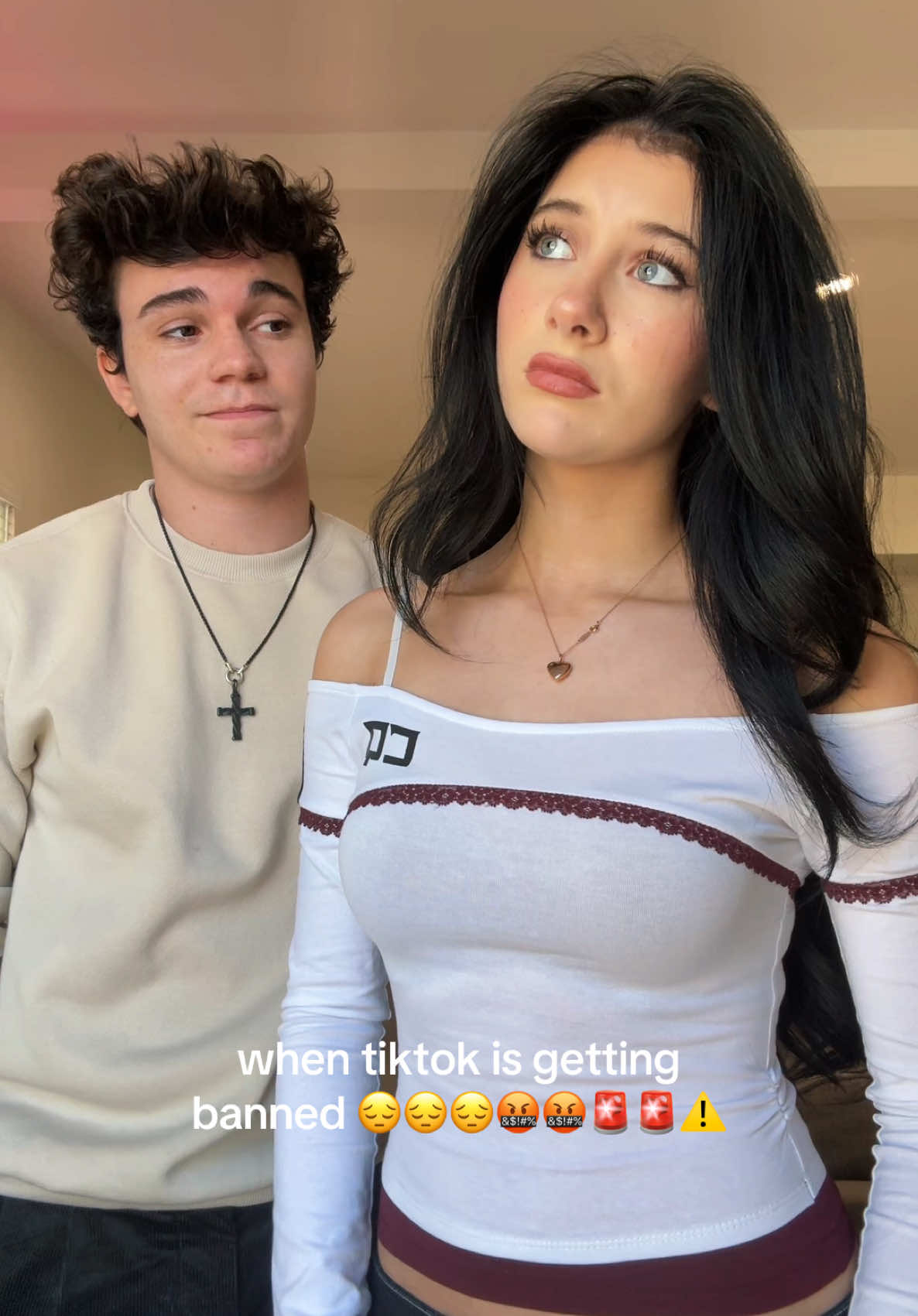 this can’t be reeaal😰💅 that can’t be truuue😔🔥🕺 fun fact this is @Jentzen Ramirez talking from 2019 haha exposed.. #fyp #foryou #tiktokban #funny #jelliana 