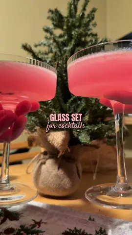 The glass set I got came with 4! I love these! #cocktailglassware #cocktail #glassset #ttshopfinds #ttshophome #ttshopdeals 