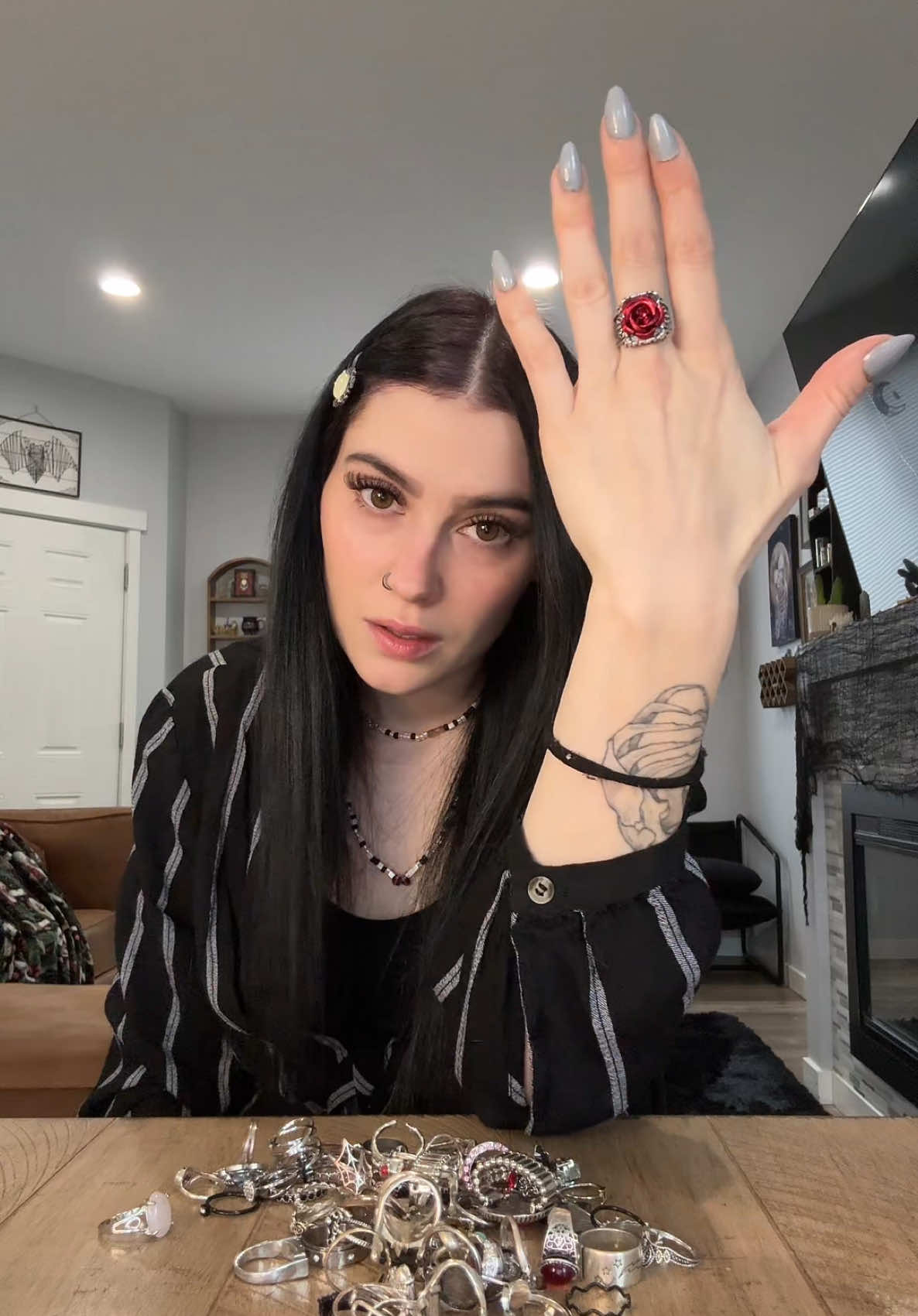 THESE RINGS 😍 going through all of my rings part 3 🥰 #mysteryjewlerygirl #foryewwww #mystery #jewlery #jar #trendingvideo #fyp #supportsmallbusiness #alt #unboxing #mysterybox #OOTD #lashes 