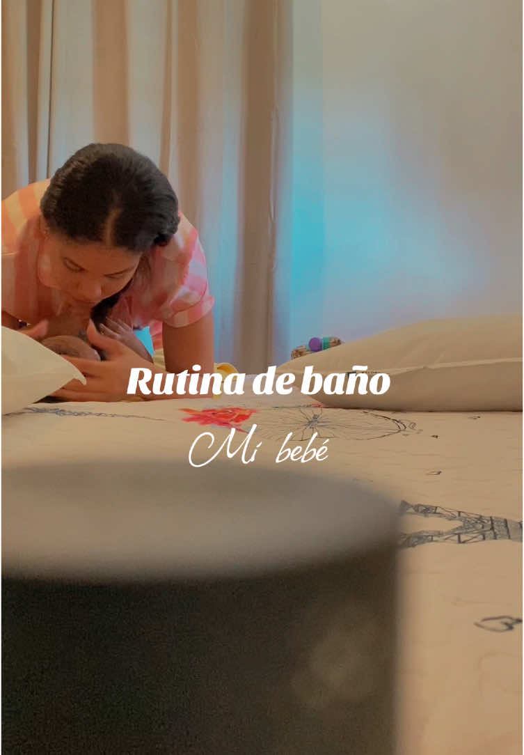 Así baño a mi bebé 👶 #fyp #beberutina 