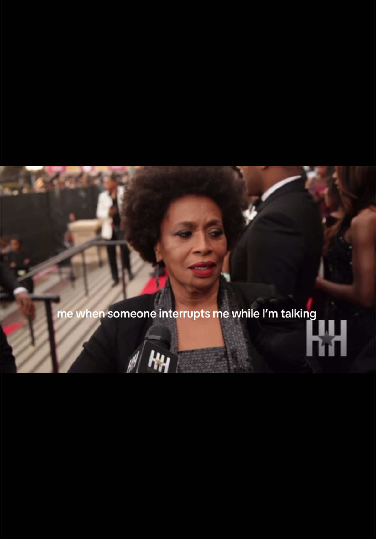 Lose my whole train of thought…and it’s the YASSS for me!😭 #funny #trending #fypシ #funnyvideo #tiktokviral #relatable #fypシ゚viral #jeniferlewis #comedian #interview #talking 