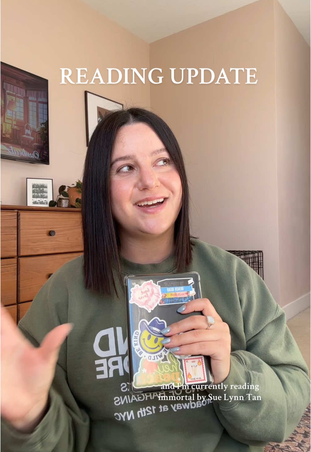 [highly recommend watching this in 2x because I yap a lot in this one] a little bit of a sappy reading update, but reviews start at 30 seconds ❤️ #readingwrapup #bookreview #bookrecs #romancebooks #bookrecommendations #whatiread 