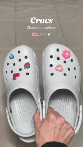 Faaaannn de este color🪽🫧  #crocs #crocsatmosphere #parati #fyp @Crocs 