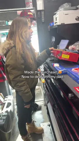 Part 2 @SnaponFloyd #fyp #foryou #foryoupageofficial #mechanic #apprentice #reels #womenintrades #mechaniclife #technician #garage #cars #cargirl #carrepair #transmission #mechanicshop #mechanicgirl #tik_tok #video #contentcreator #snapon #snapontruck #snapontools  #LiveOutlandish 