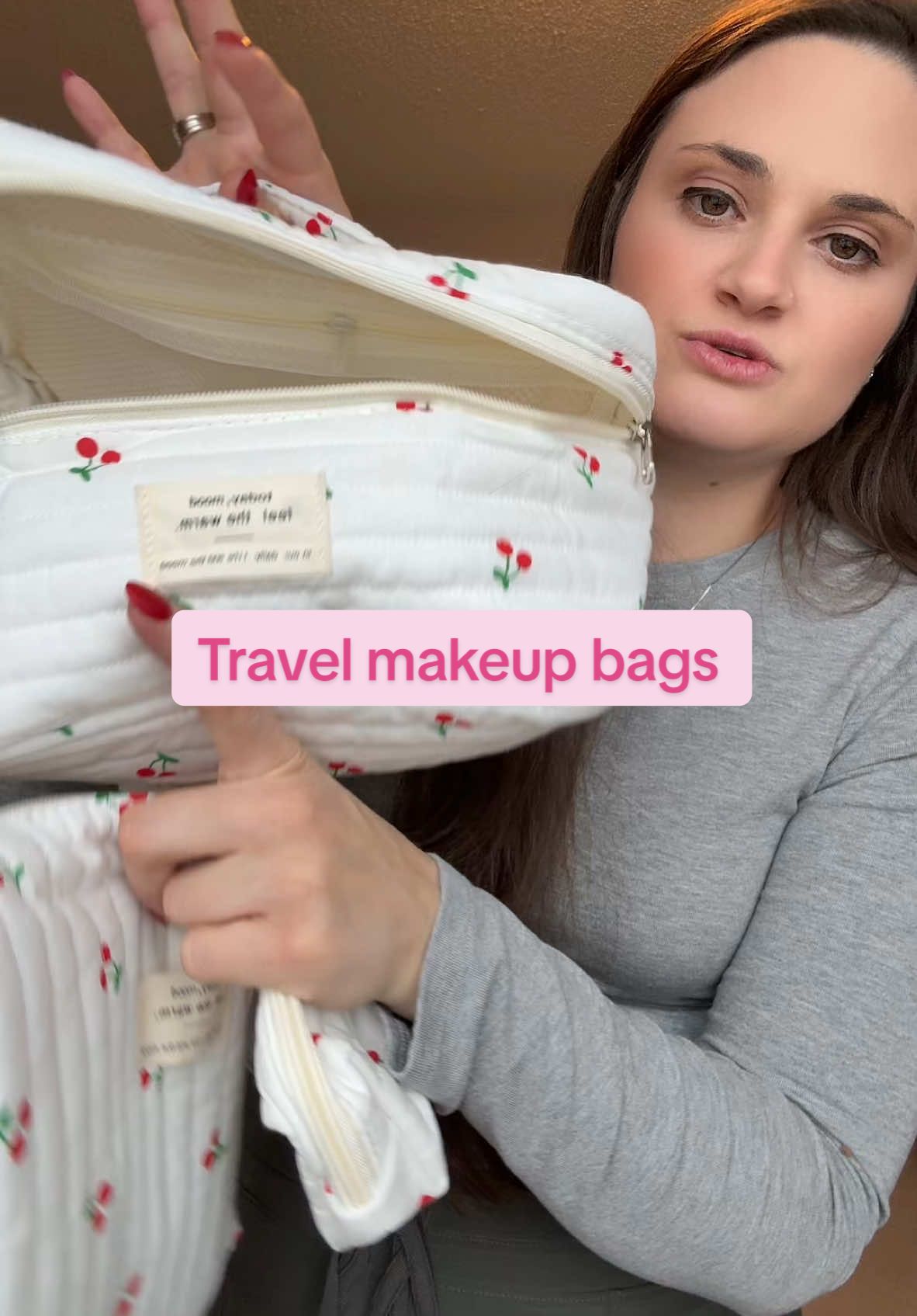 This 3 pack of makeup bags is my absolute favorite! Grab the 3 pack of travel makeup bags with the link, there are way too many color options #TTSLevelUp #NewYearNewAura #TikTokShopJumpstartSale #TTSCreatorPicks #TTSDelight #makeupbag #travelbags #toiletrybag 