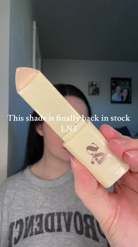 The sped up part cracks me up for no reason #bestfoundations #lysbeauty #lysfoundationstick #contentcreator #makeuptransformation #beautyfinds #skintint 