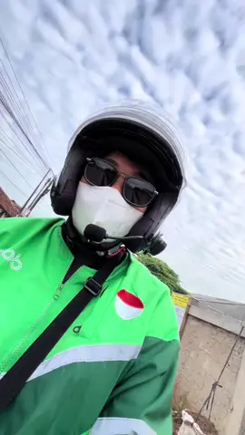 Pov anter anak sekolah #ojol #ojoltiktok #ojolviral #ojolstory #driverojol #driverojolviral #drivergrab #grab #grabbike #ceritaojol #ojolrecehan #ojolkeren #ojol24jam #ojekonline #ladygrab #ladyojol 