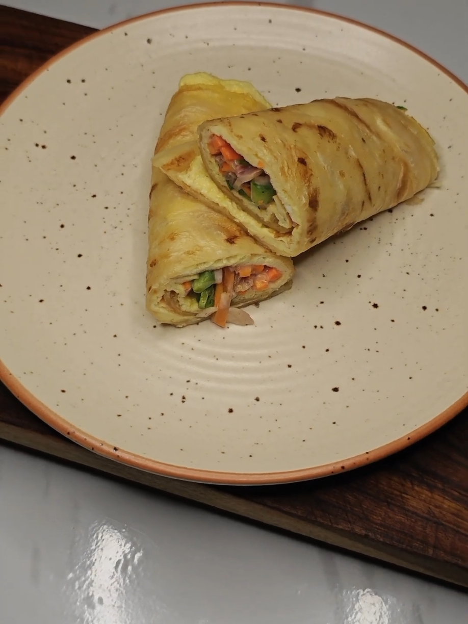 Egg Roll #Egg #roll #spicy #chilli #bbq #Recipe #cooking #fyp #foryou #foryoupage #fypシ #viral #video #viraltiktok #viralvideo #trending #grow #account #growmyaccount #unfrezzmyaccount 