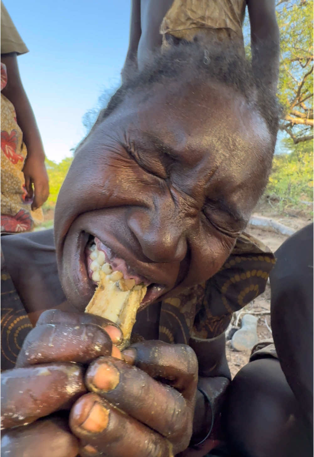 Wow That’s incredible to see how she loves her husband #hadzabetribe #food #villagelife #foryou #tiktok #usa 