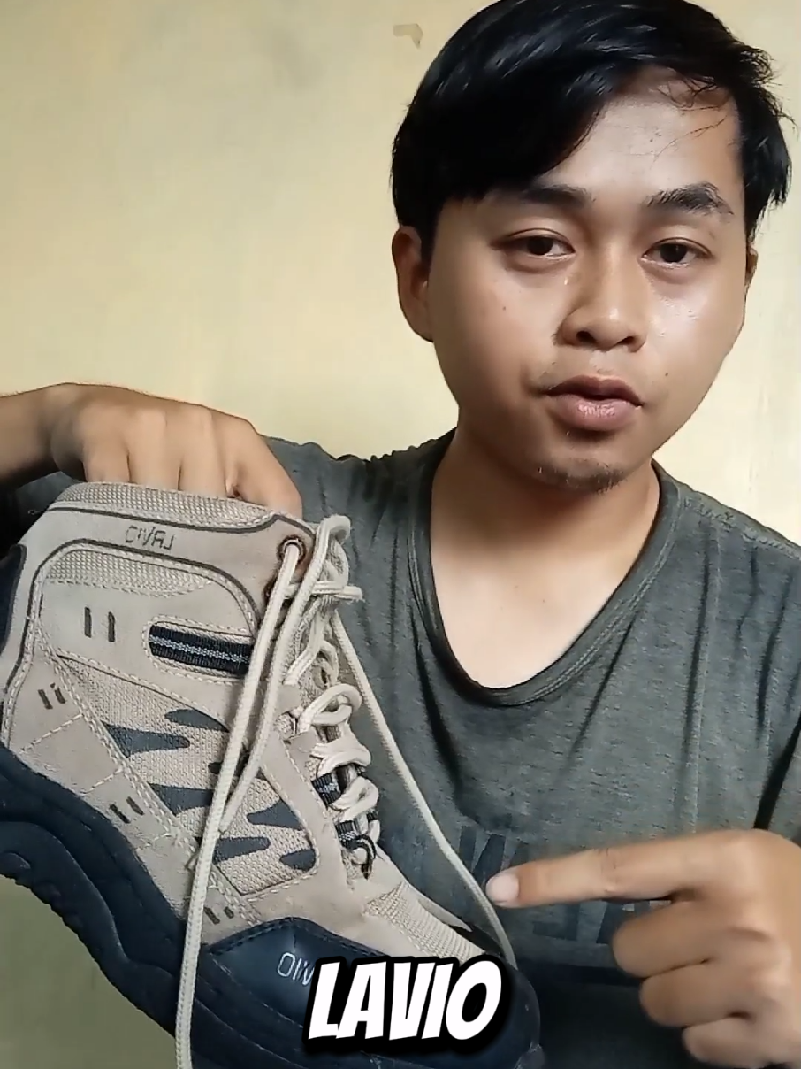 gas beli keburu kehabisan #sepatu #sepatumurah  #sepatuhiking #sepatugunung #pendaki #pendakigunung #pendakiindonesia #pendakicantik #tiktok #fyp #trending #indo #indonesia 