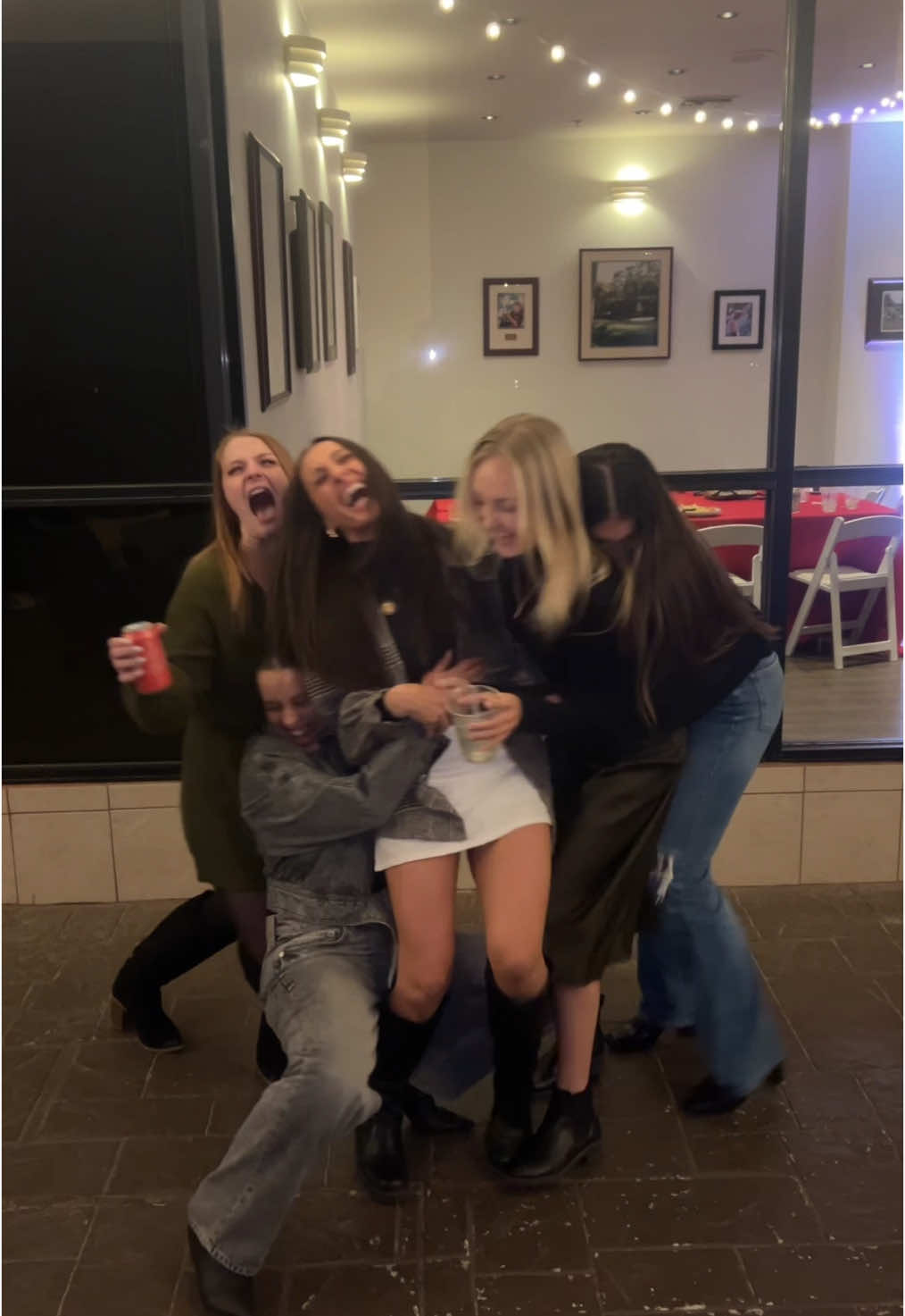 Holiday party with my Cart girlies… we are all so in love🙊🥰 #cartgirls #golf #cartgirl #golfgirl @toni rae🌈✨🫧 @KendyKanes  @Nicole Harman @maddiecrosbyyy 