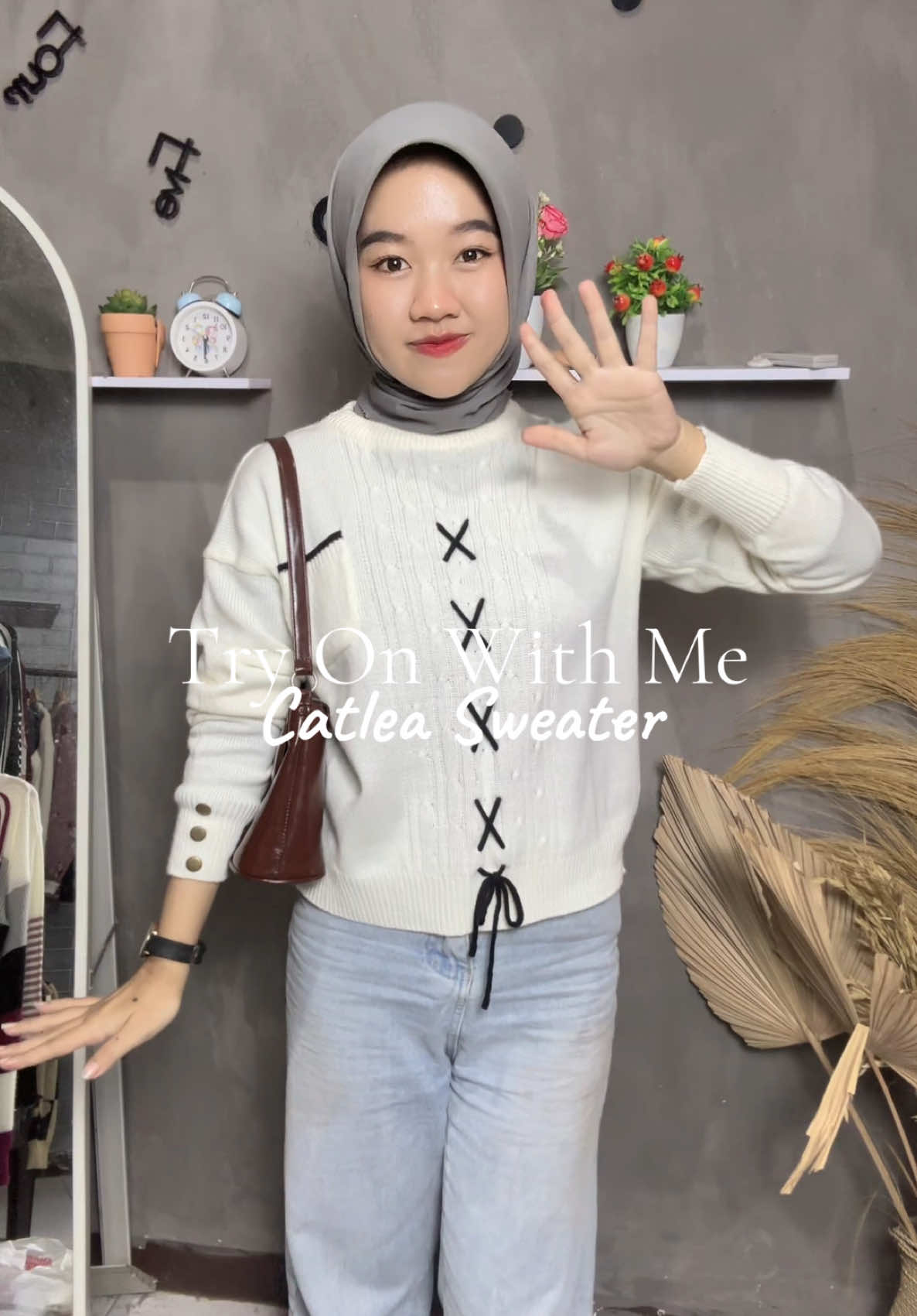 ✨🪞🫶🏻💗 #racuntiktokshop #fyp #OOTD #outfittiktok #Sweaterrajut #cardiganrajut #trendingoutfit #fypシ #coquette #blouse 