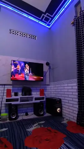 Lamunan | Ria Amelia | Simpatik Music #fypシ゚viral #lewatberanda #storywa #kamaraesthetic #vibesmalamhari #musik #liriklagu #dangdutkoplo #dangduttiktok #dangdutjatim #lamunan #riaamelia #simpatikmusic #semogarame #bahanswmu 