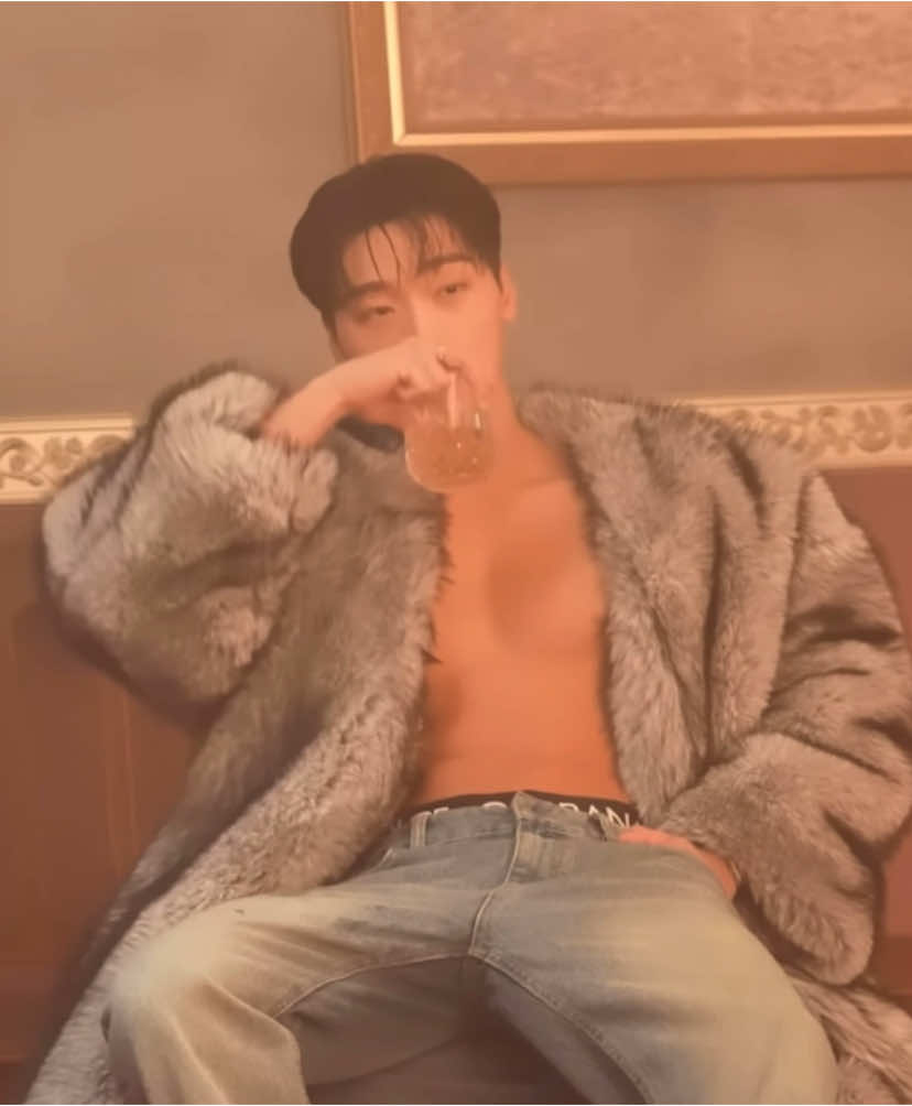 mds que q isso 🤤 | ib: jjsbin #choisan #ateezatiny #edit #hot #funk #kpop #fyp #fypp 