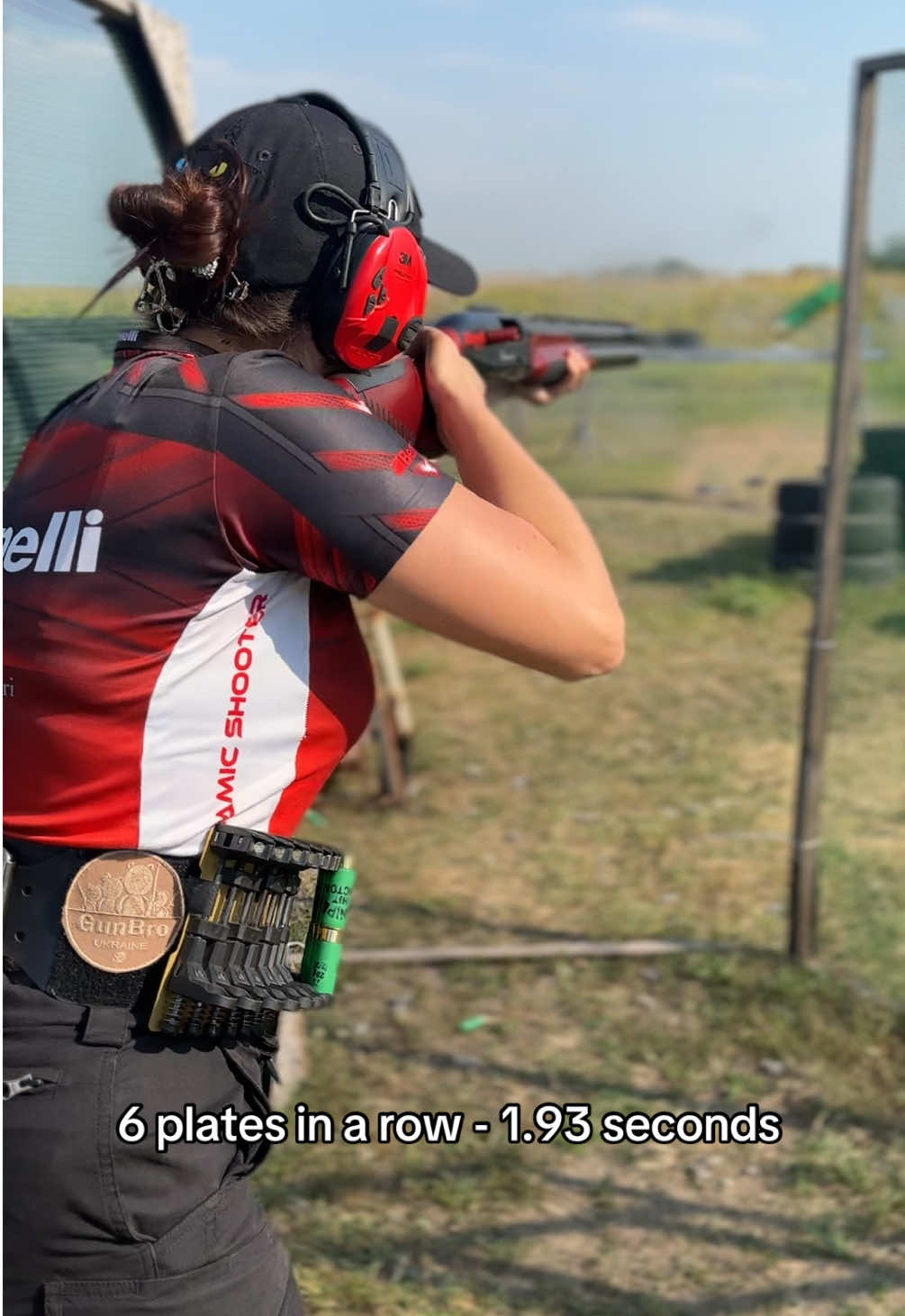 6 мішеней в ряд - найкращий розігрів перед тренуванням 💪🏻🎯 #ipscshotgun #practicalshooting #viceworldchampion #dynamicshooting #girltherapy #oleksandrailiukhina #ipsc #рушниця #стрільбазрушниці #12калібр #віцечемпіонкасвіту #record #fyp #shootingdrill 