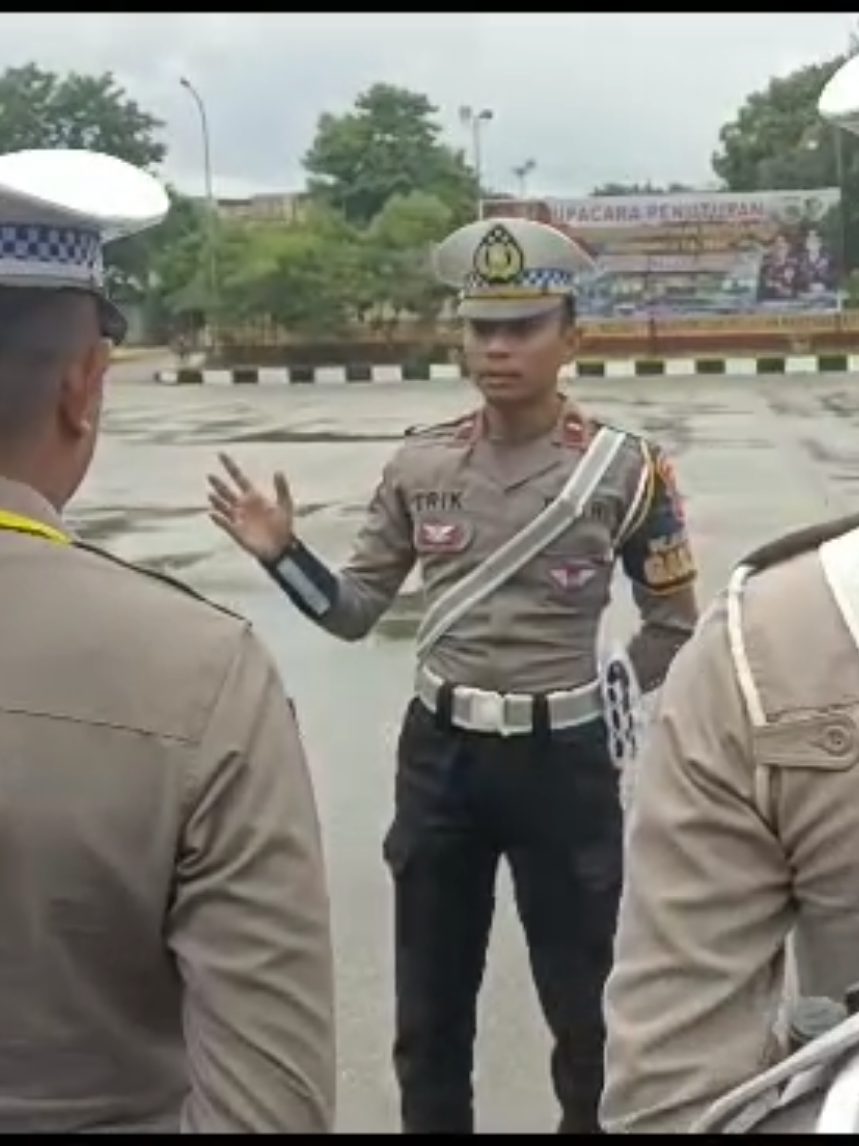 sejuknya udara pagi di spn polda ntt #setukpa #lemdiklat #polri #sukabumi #prabasatu23 #poldaNTT #sip #ZLS #polisi #rad #secapa #pangrango #perwira #dharmahartono #DharmahartonoB #cakramanggala #trisula #sanggabuana #Dwikora #sip52 #police #soetadi #lapangangaruda #lapangantembak 