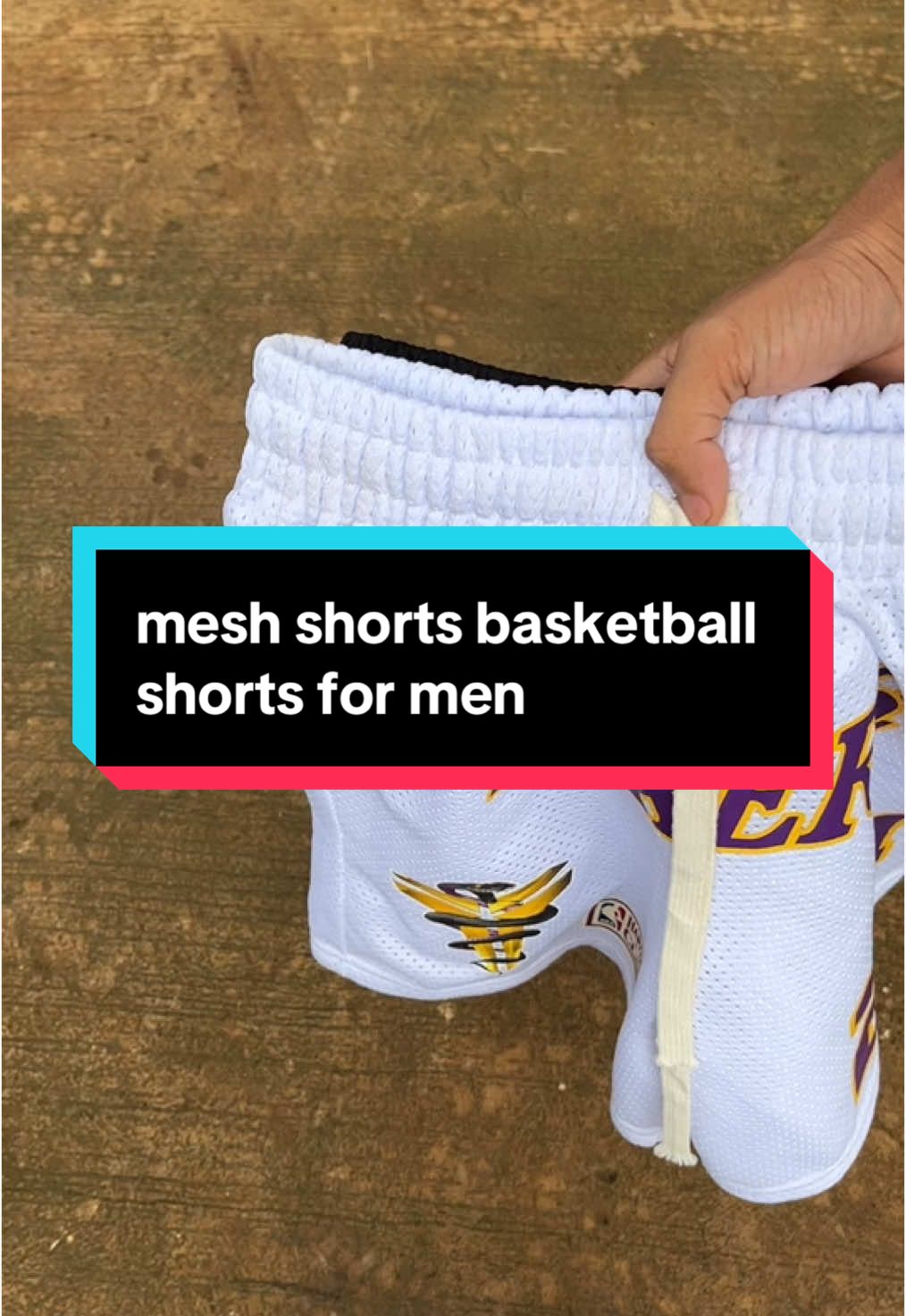 Player ka ba? Ito dapat mga shorts mo sobrang ganda panglaro ng basketball at pwede na rin pangporma available lang sa ating yellow basket 😍😱 #fyp #trending #22 #meshshorts #basketballshorts #trendingshorts #shorts #shortformen #NBA #lakers #kobe #bryant #bulls #thegoat 