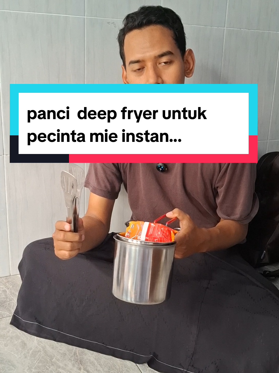 Membalas @nur.di.rumah panci deep fryer untuk mie instan dan gorengan  ambil panci di keranjang kuning free ongkir yaa #pancimie #deepfryer #mieinstan 