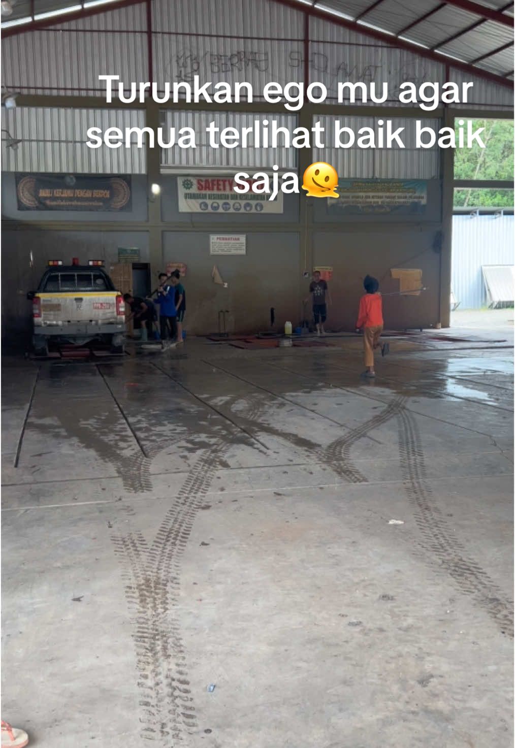 Ratu dan raja sedang tidak baik baik saja #fyp #drivermuda #sandra #ratusimpangwara 