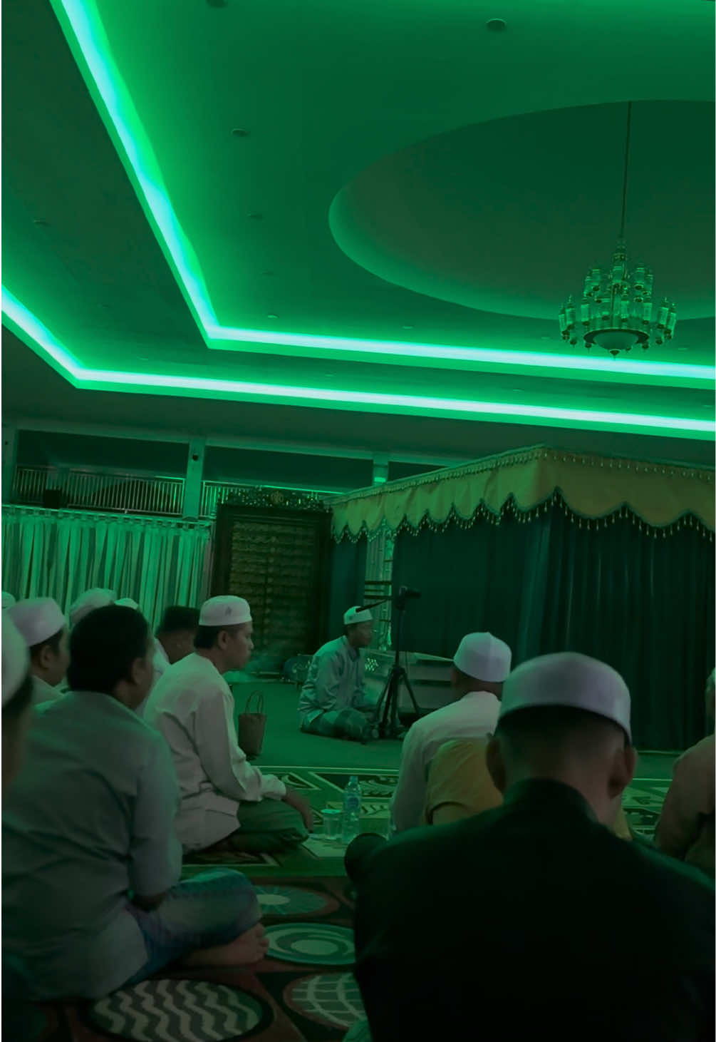 Dzikir Nasyid - Kubah Abah Haji #dzikirnasyid #haulabahgurusekumpul #kubahguruzuhdi #haulguru #kubahguruzuhdi #berkatgurukita #pejuangmajelis #berkatgurusekumpul #majtabanjarmasin #guruzuhdi  #majelisdzikir #majelissholawat #majta #banjarmasin #nasyid #maulidhabsyi #sekumpul #haul #lailahailallah #muhibbin 