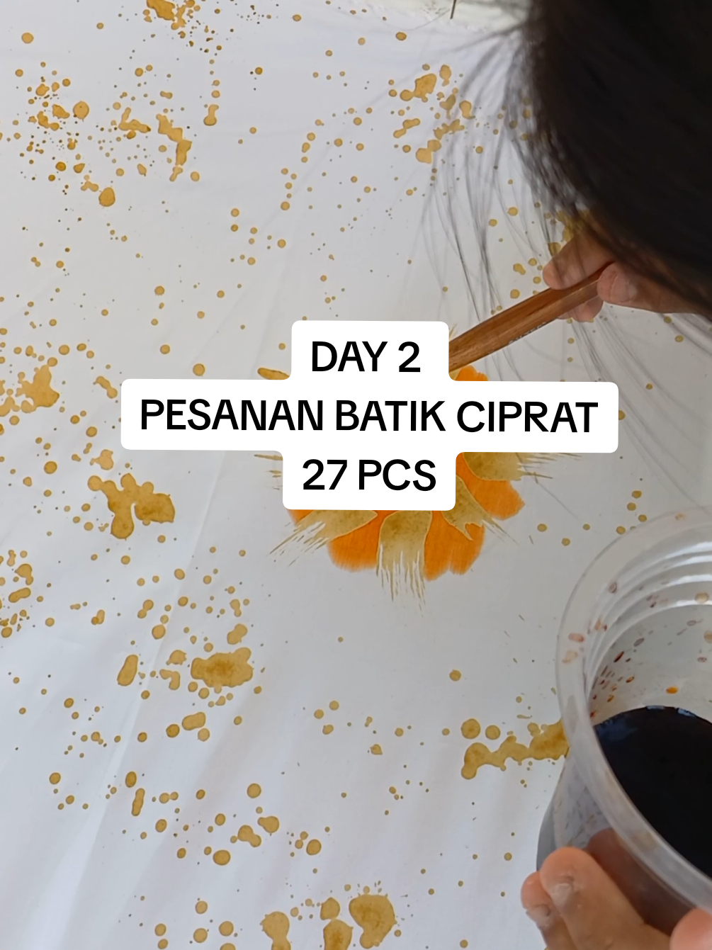 Day 2 pengerjaan pesanan batik ciprat 27 pcs. Hari ini masih mewarnai motif seperti kemarin #fyp #fypシ #fypシ゚viral #fypage #viral #viralvideo #viraltiktok  #batiktulisdifabel #downsyndrome #downsyndromemandiri #disabilitasmandiri #disabilitas #difabelmandiri #downsyndromeawareness  #batik #batiktulis #batikcap #batikkaryadifabel #batikkhusus #suvenirbatik #batikdifabel  #anakberkebutuhankhusus #pendidikanvokasidifabel #vokasidifabel #pendidikanvokasi #pendidikaninklusi #inclusionsocial #inklusi #difabelintelektual 