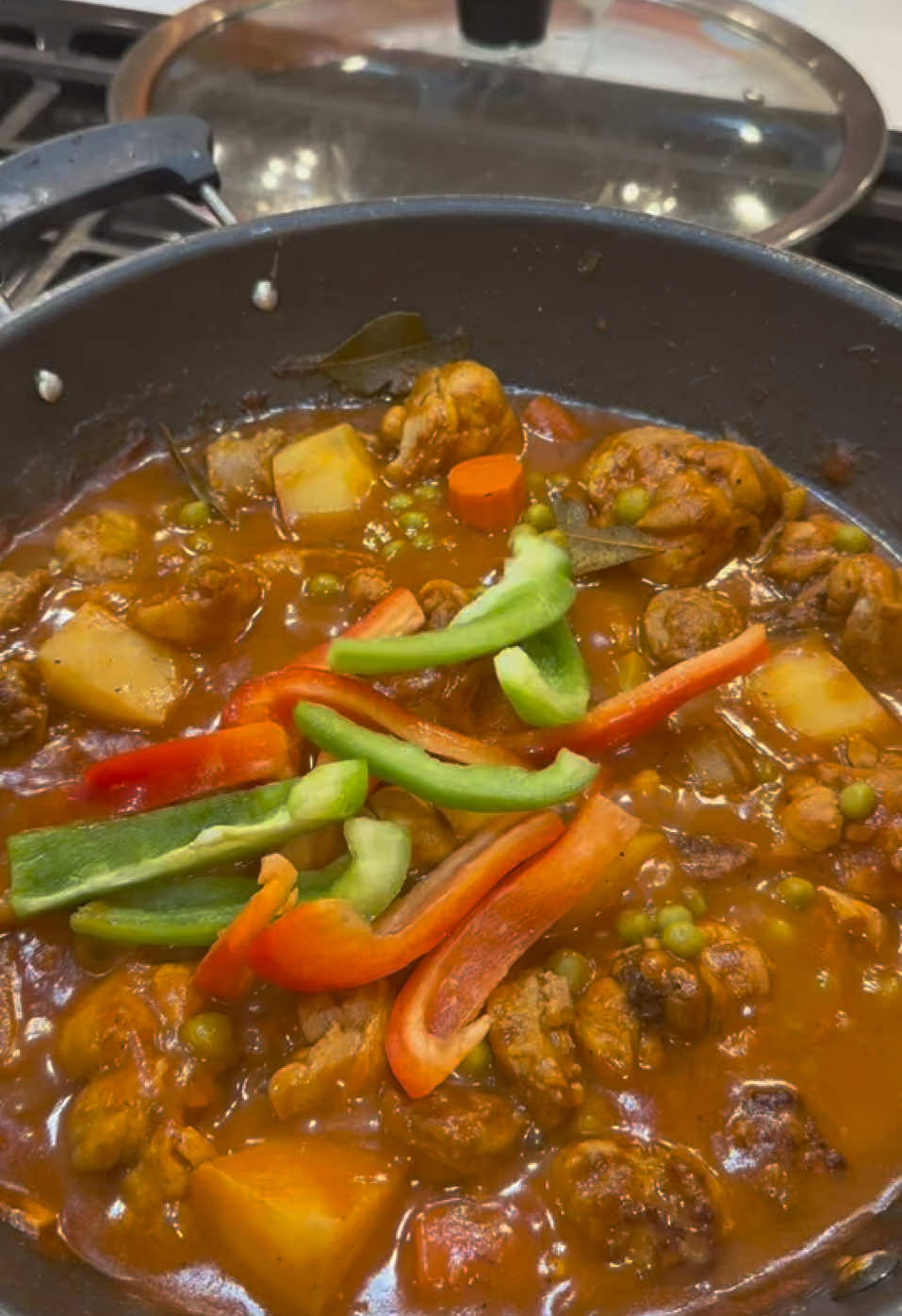 We’re loving the experience of cooking in our sister’s kitchen! . . . . . . . . . . . . #WhenInNY #ChickenAfritada #BicolExpress #FilipinoDish #EasyRecipe  #HomeCooking #FOODIEPH #FoodInlfluencerPh #FoodFestonTikTok #TikTokFood  #everydaywoksoflife #TikTokCreatorSearchInsightsIncentive 