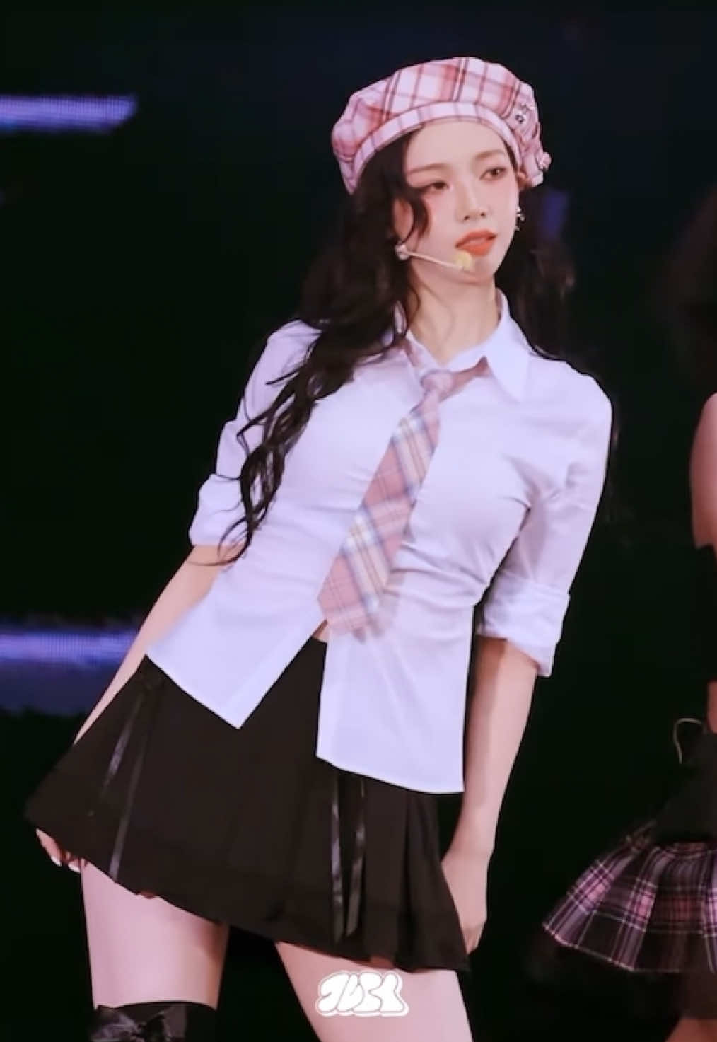 SMTOWN LIVE 에스파 aespa RUM PUM PUM PUM KARINA FANCAM DAY1 2 STAGEMIX #エスパ #karina #카리나 #劉知珉 #kpop #my #fancam #aespa #에스파 #smtown #rumpumpumpum @aespa official  No copyright infringement is intended. I do not own nor claim to own the rights of the video shared or posted.