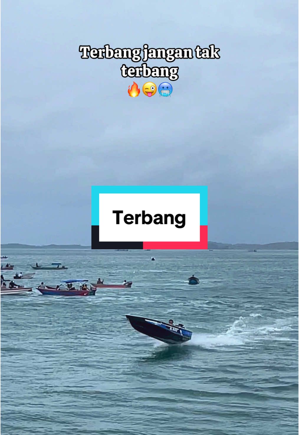 Spit terbang? Jangan tak terbang #kepri #indonesia #batam #tanjungpinang #lomba #pulaupemping 