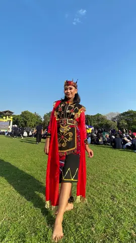 ❤️‍🔥#tariindonesia #tari #tariindonesia #fyp #nonakademikjugabisa #masukberandafyp 