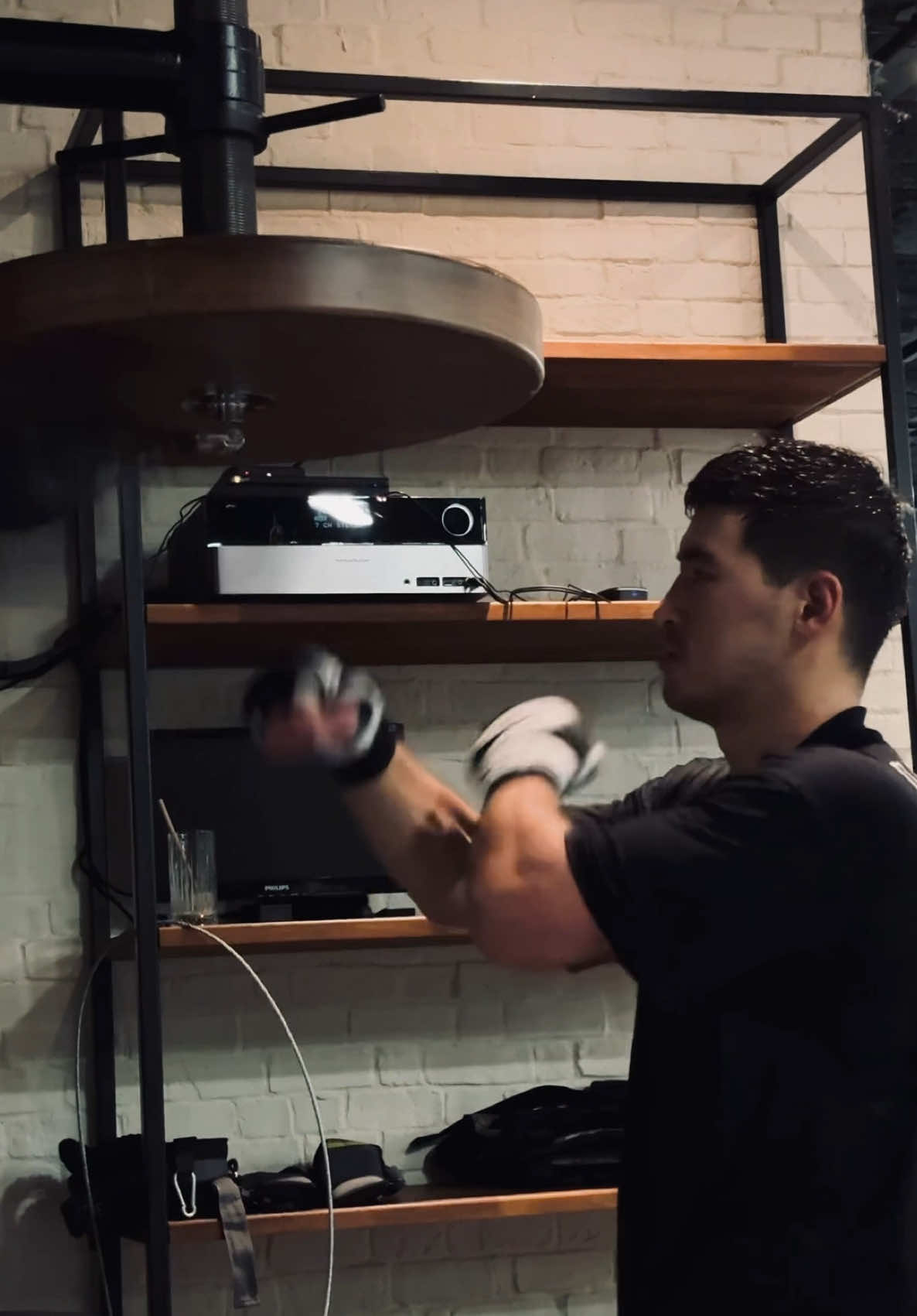 “Focus, speed, results. 🥊 #Bivol #boxing #training 