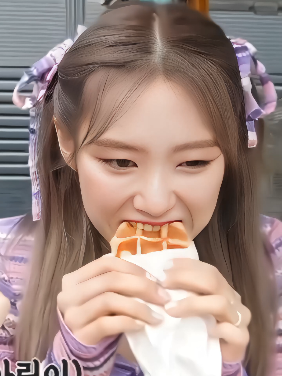 𝗝𝗶𝗵𝗼 𝗲𝗮𝘁𝗶𝗻𝗴 𝗳𝗮𝗻𝗰𝗮𝗺 -𝘇𝗲𝗿𝗼 || tatli oldu umarim tutaar😞 || #jiho #eating #fancam #yealsy 