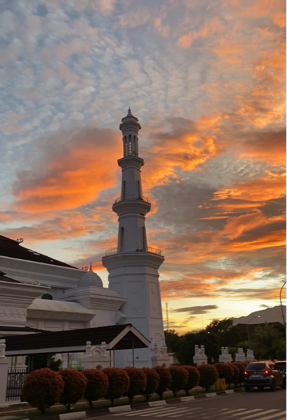 Masjid Raya Al-Bantani Kp3b #kotaserang #banten 