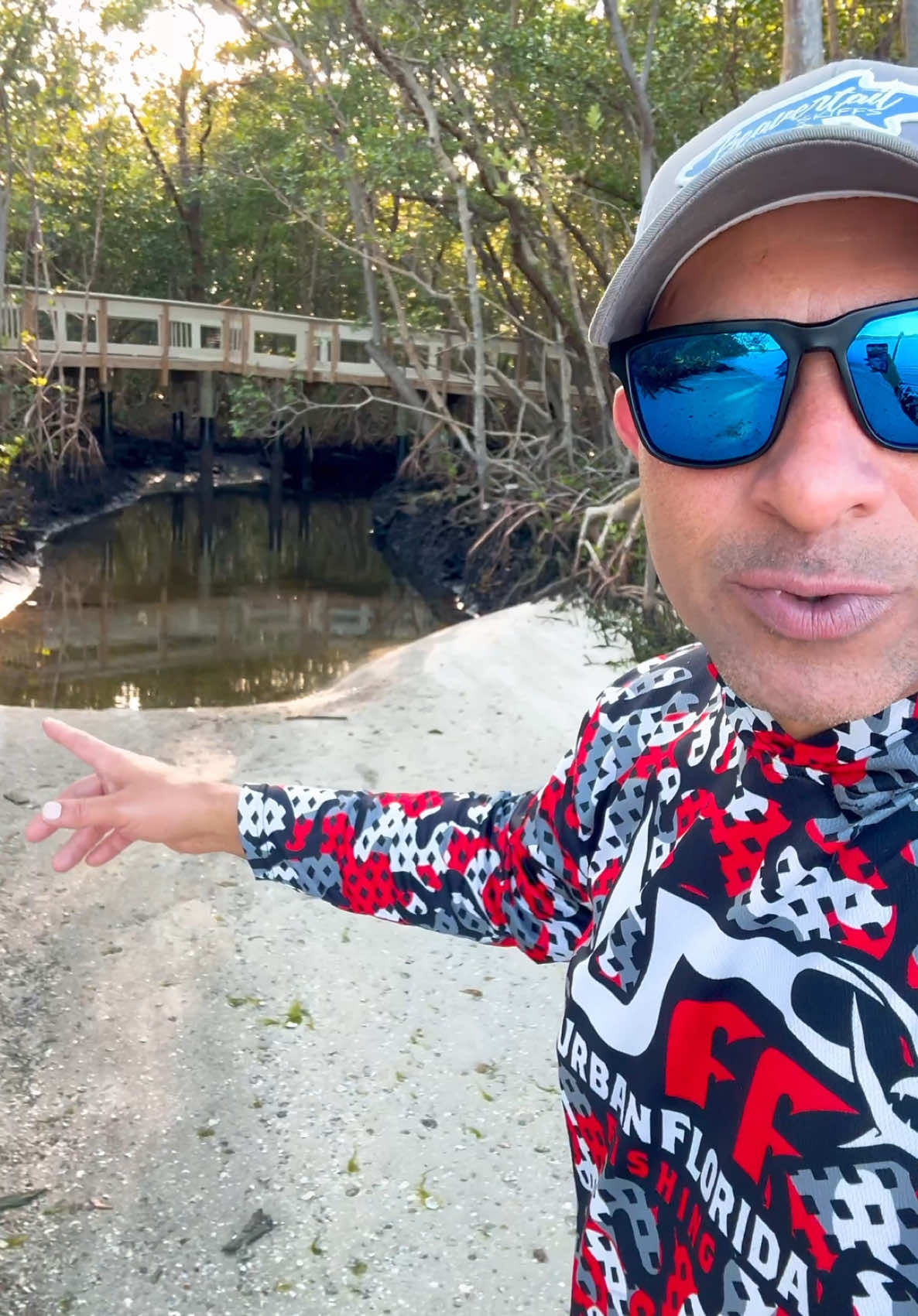 Doing some exploring and looking for new fishing spot! be sure to stop by my shop and check out all my products!  #urbanfloridafishing #southfloridafishing #floridafishing #fishingvideos #fishing #saltwaterfishing 