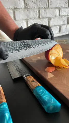 🔪✨ Upgrade your kitchen game with this VG-10 Damascus Chef's Knife! ✨🔪 Slice, dice, and chop like a pro with a 20 cm Damascus steel blade that’s sharp, durable, and built for precision. 🥩🍣 Whether you're a pro chef or a home cook, this knife is your new kitchen BFF! 😍 👉 Ergonomic handle for perfect grip and control. 👉 Sleek, stylish, and functional. Get yours today and level up your culinary skills! 💥🔥 #KitchenGoals #DamascusSteel #ChefsKnife #CookingHacks #KnifeLife #TikTokKitchen #cuțitepremium 