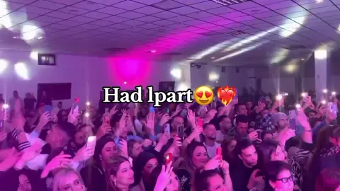 😍😍😍😍 #fypviralシ  #pourtoi  #morocco #fouryourpage #pourtoii #fyp  #الشعب_الصيني_ماله_حل #fyp #تيك_توك_أطول #virat #neiperte  #تيكتوك_المغرب  #viral_tiktok 