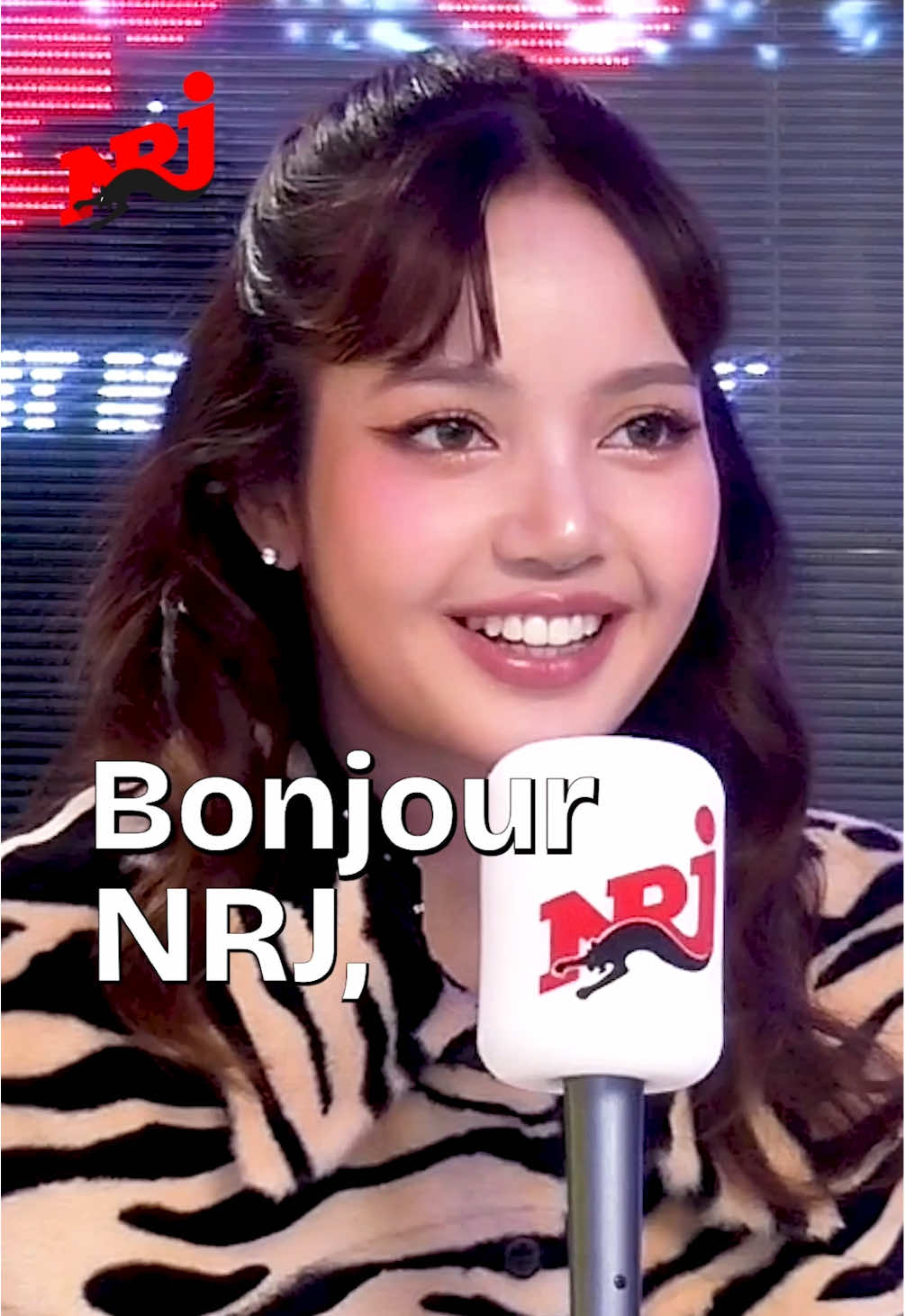 « Bonjour NRJ, je m’appelle Lisa » 🥹🇫🇷 @LISA  #lisa #lisablackpink #camillecombal #nrj #french 