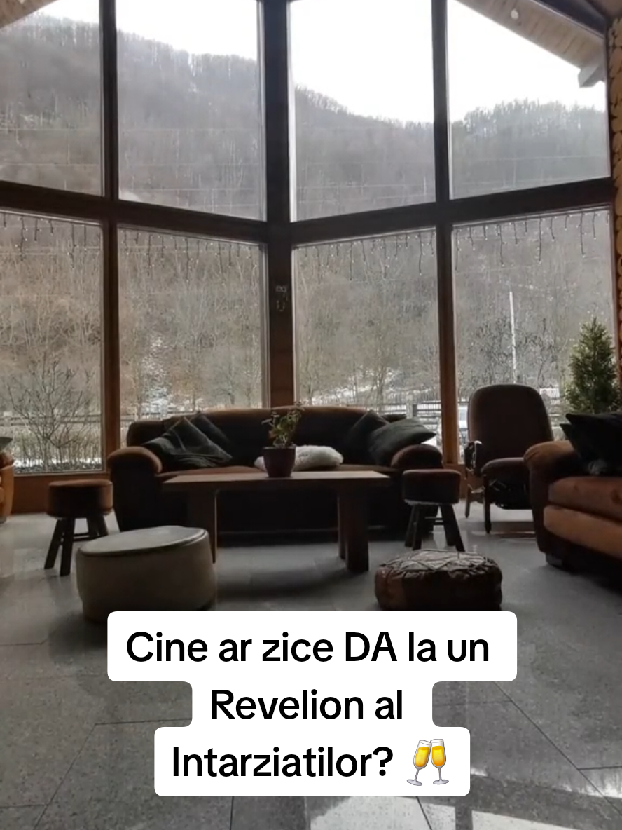 💥 Cine e gata pentru un Revelion al Întârziaților? 🎉 La munte, cu ciubar, mâncare delicioasă și vibe-uri de sărbătoare! Lasă un comentariu cu ‘DA’ dacă ești în joc sau ‘NU’ dacă mai stai pe gânduri! 👇❄️ #fypromania #chalet #sarbatori #cazare #viral 