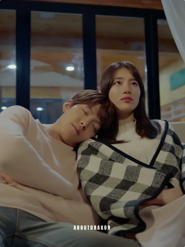 salah satu drama ending ternangis bgt😭💔 nontonnya di viuu #uncontrollablyfond #uncontrollablyfonddiviu #kimwoobin #baesuzy