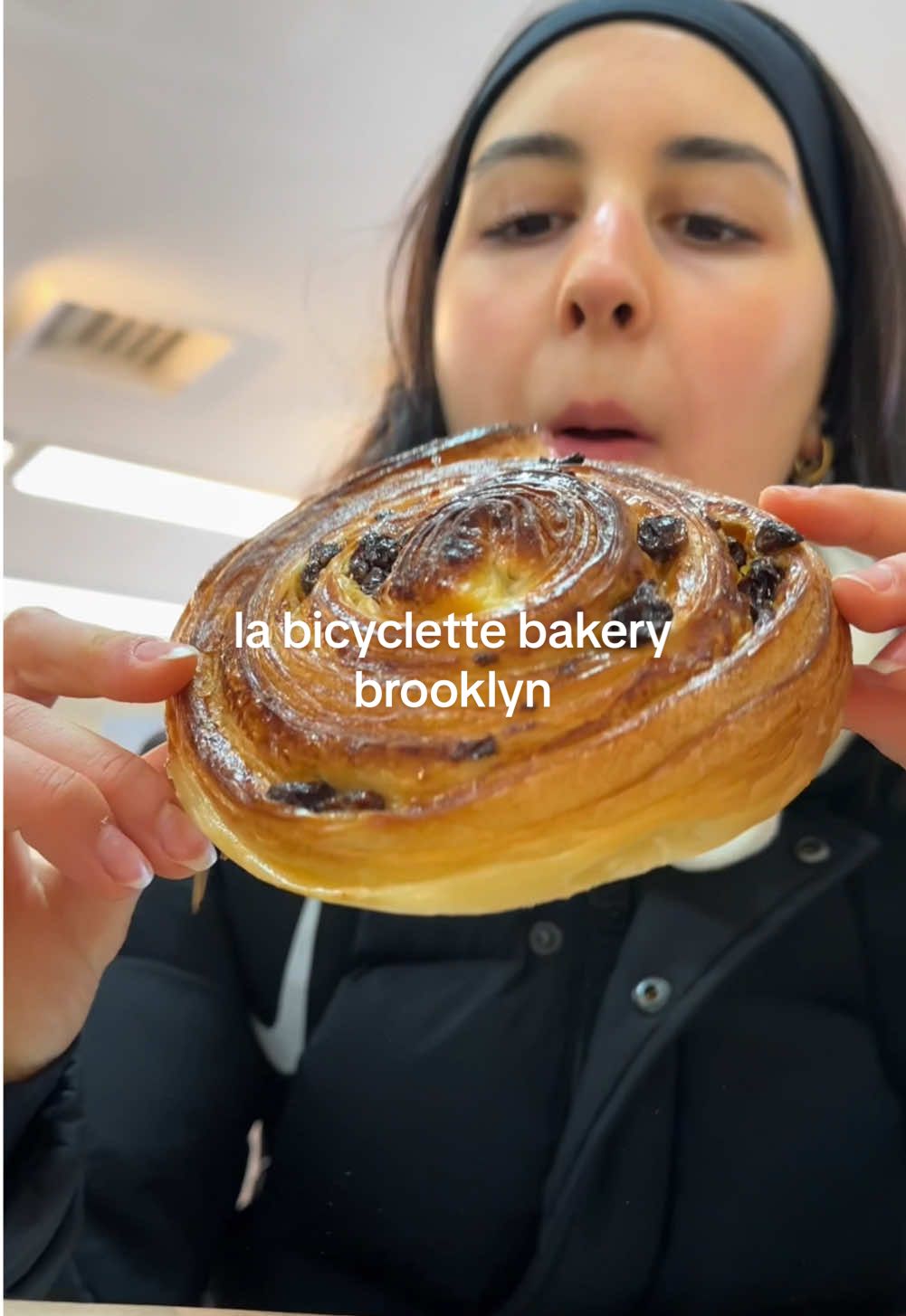 my croissant obsession stands strong in nyc too! la bicyclette in brooklyn was delicious!!🥐 #newyork #newyorkcity #newyorkcityeats #nyc #brooklyn #brooklynnewyork #travel #traveltok #food #Foodie #foodtiktok #foodvlog #travelcontent #foodreview #Vlog #bakery #bestbakery #croissant #croissants #bestcroissant #flaky #tastetest #foodreview #nycfood #nycfoodie #nycbakery 