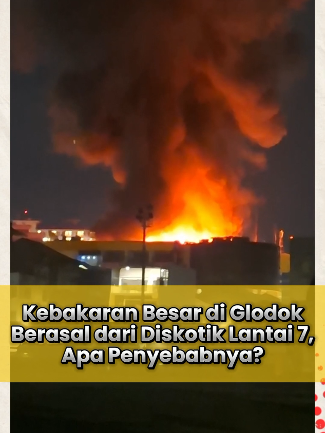 Qnews.co.id - Kebakaran besar terjadi di Gedung Glodok, Jakarta Barat (Jakbar) pada Rabu (15/1/2025) malam. Berdasarkan video yang diterima Qnews.co.id, kebakaran berasal dari ruangan dikostek yang berada di lantai 7 Glodok Plaza Dalam keterangan yang disampaikan, peristiwa kebakaran itu terjadi di Jalan Pinangsia Raya Glodok Plaza, Mangga Besar, Jakarta Barat pada pukul 21.25 WIB. Hingga video ini ditayangkan, belum diketahui penyebab kebakaran tersebut. #kebakaran #glodok #terbakar #jktinfo #infojkt #infojakarta #jakartaapdet #viral #jakartaterkini #jktterkini #jakarta #jkt #fire #firefighter #pemadam #pemadamkebakaran #rescue 