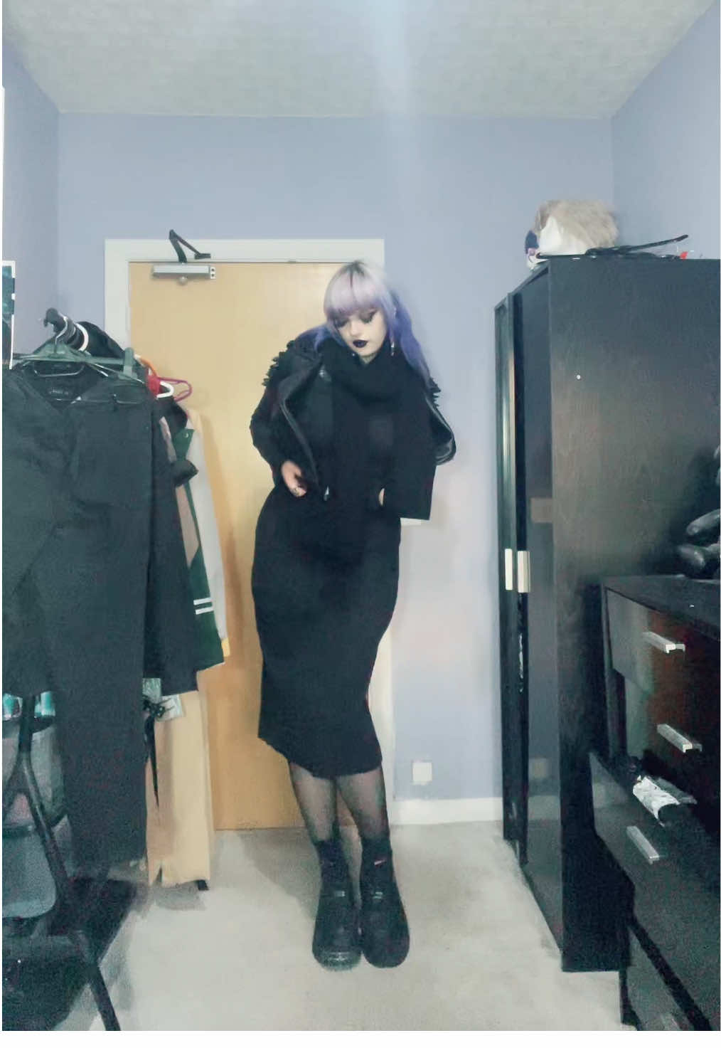 I’m in love with anything off shoulder #fyp #alt #goth #metalhead #grwm 