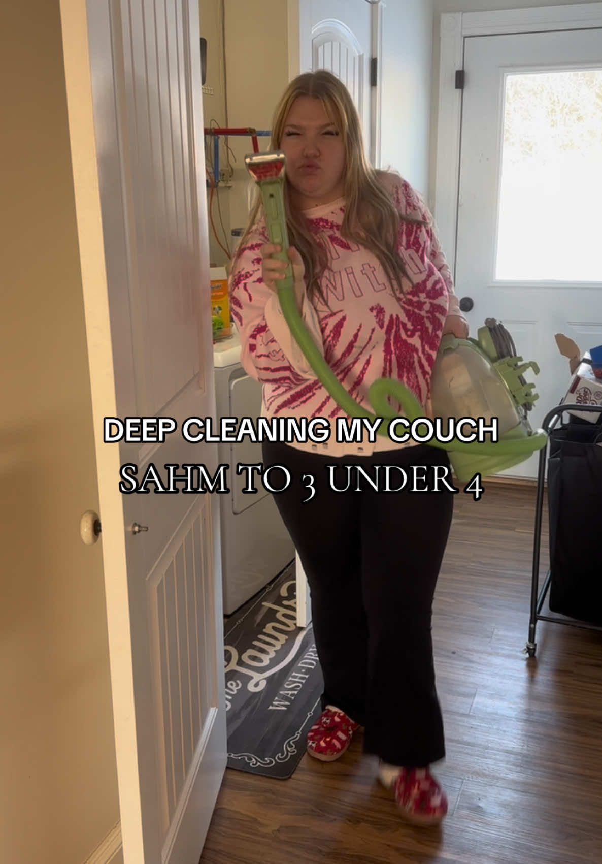 Can’t wait to get a leather sectional! 🥲 #fyp #viral #fypシ゚viral #sahm #sahmvlogs #CleanTok #cleanwithme #couchcleaning #shampooing #homedecor 