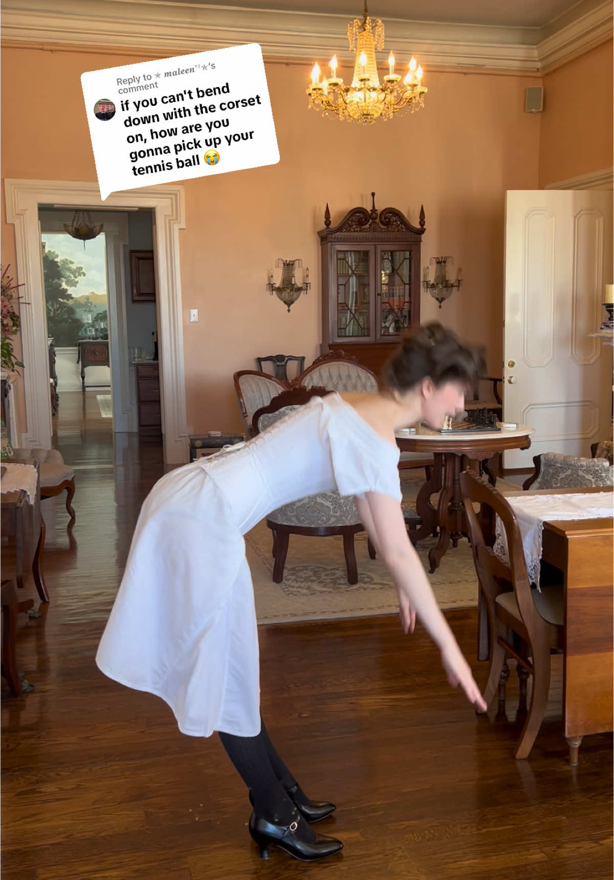 Replying to @✯ 𝒎𝒂𝒍𝒆𝒆𝒏⸆⸉✯ Victorian women weren’t stay at home flowers  