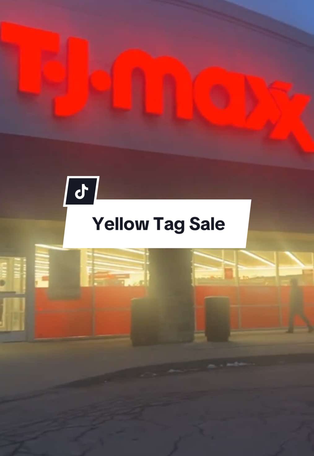 @TJ Maxx came in clutch on clearance ! We love a good deal #clearanceshopping #tjmaxx #bargainshopper #tjmaxxfinds #yellowtagsale #rednote #tjmaxxjewelry 