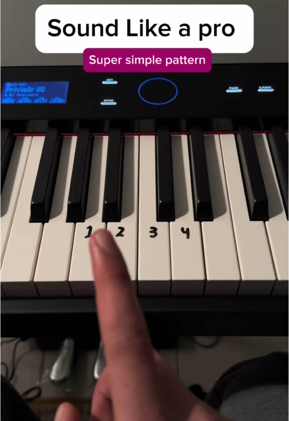 Sound Like a pro with this super simple melody on the Casio Privia PX-S7000 by @casiomusicgear  #piano #tutorial #pianolesson #pianotips #pianomusic #trythis #lesson 