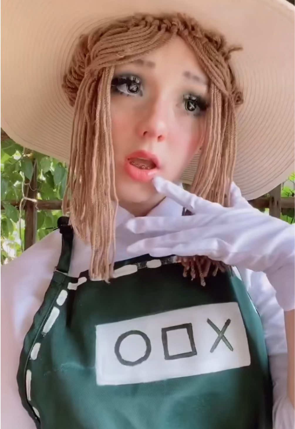 2020 post again because omg i remember being so proud of this cosplay 🥹 SHOUT OUT TO THE PERSON WHO RECOGNIZED ME IN COPYCAT!! ilysm 💕  #emmawoods #idv #identityv #emmawoodscosplay #idvcosplay #identityvcosplay 