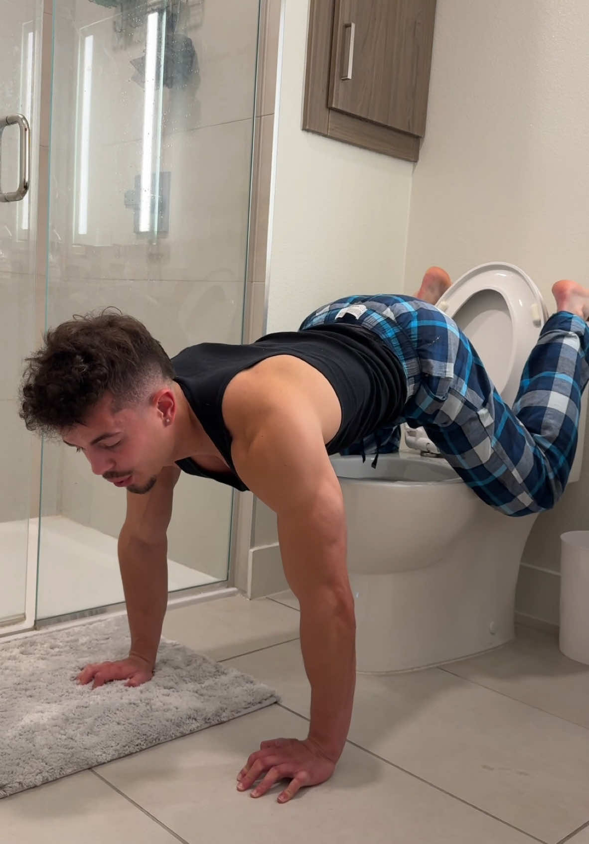 POV: Guys with morning wood 🪵😂 @Kaylee 