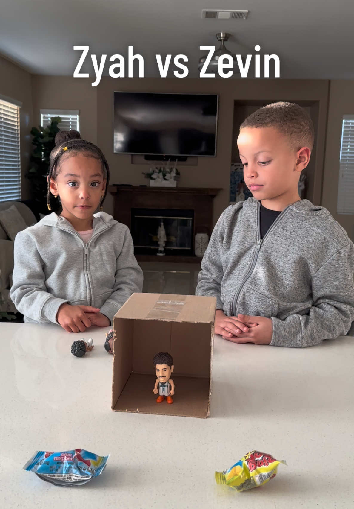 Sibling Battles- Guessing game (NBA-Surprise 5Balls)  #fyp #fypシ #challenge #family #familytime #familygamenight #FamilyFun #Siblings #candygrab #siblingchallenge #guessinggame #competition #Love #battle #fun #toys #NBA #zuru #zurutoys #collection 